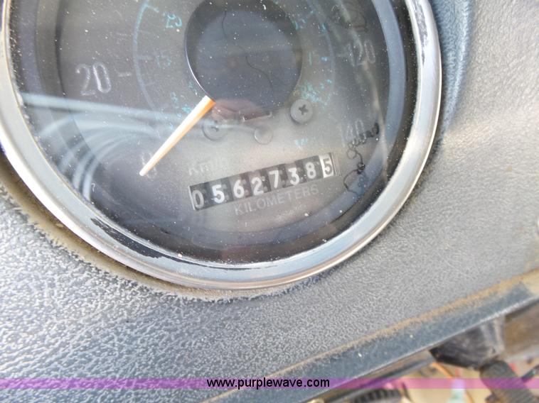 image for item K2144 1989 Mack RW613 dump truck