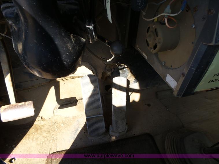 image for item K2144 1989 Mack RW613 dump truck