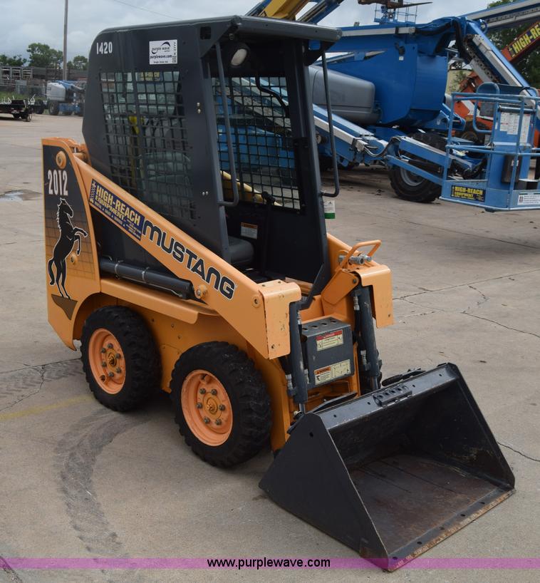 image for item K2777 2011 Mustang 2012 compact skid steer