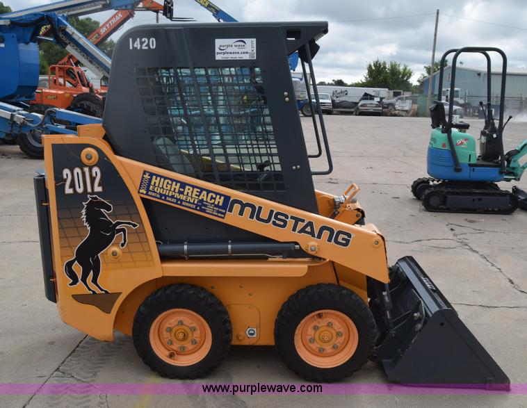 image for item K2777 2011 Mustang 2012 compact skid steer