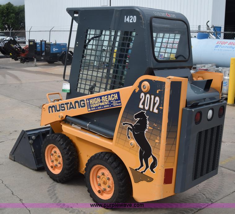 image for item K2777 2011 Mustang 2012 compact skid steer