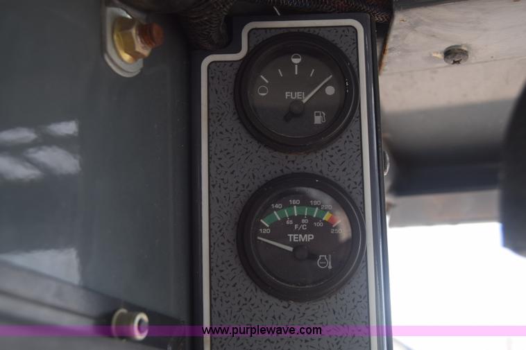 image for item K2777 2011 Mustang 2012 compact skid steer