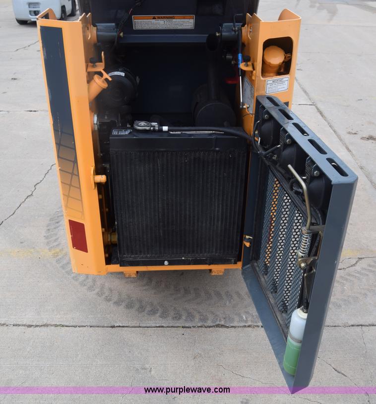 image for item K2777 2011 Mustang 2012 compact skid steer