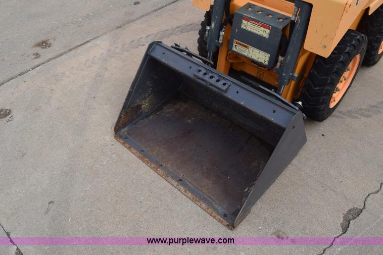 image for item K2777 2011 Mustang 2012 compact skid steer