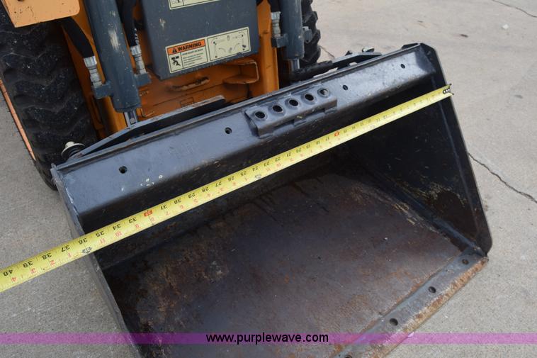 image for item K2777 2011 Mustang 2012 compact skid steer