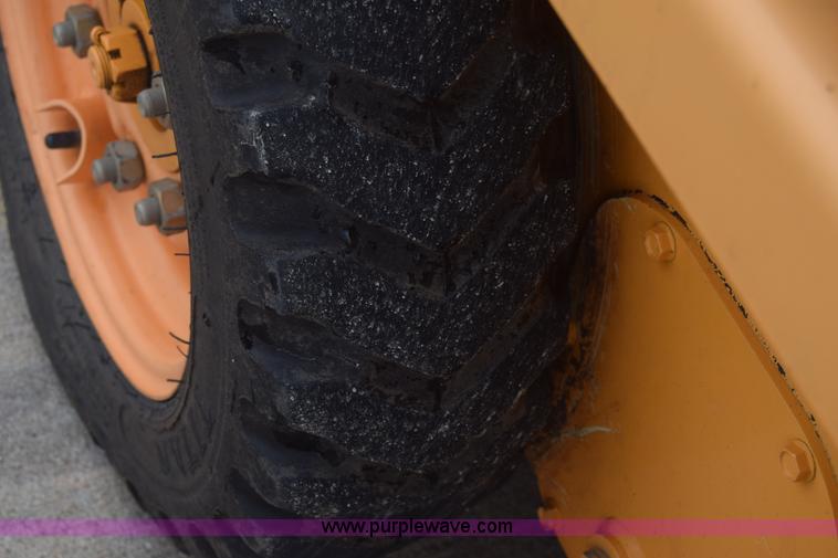 image for item K2777 2011 Mustang 2012 compact skid steer