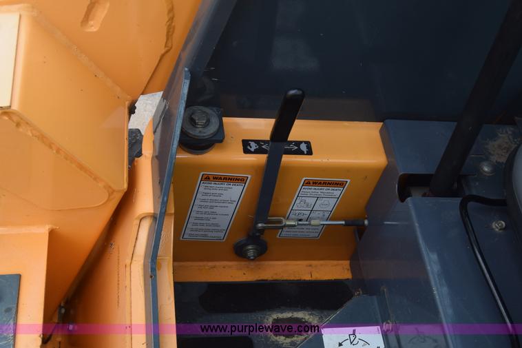 image for item K2777 2011 Mustang 2012 compact skid steer