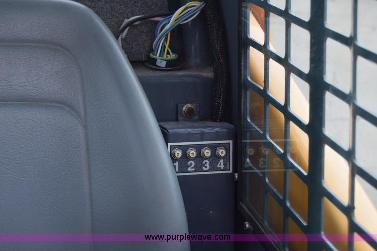 image for item K2777 2011 Mustang 2012 compact skid steer