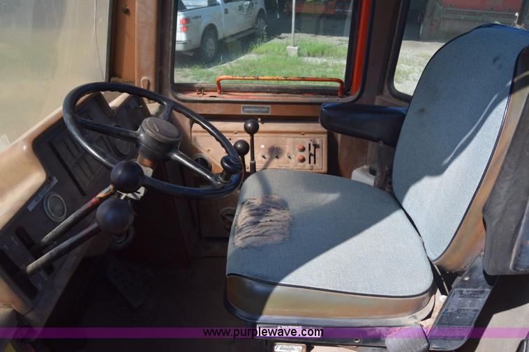 image for item K2840 1994 Dresser 510C wheel loader