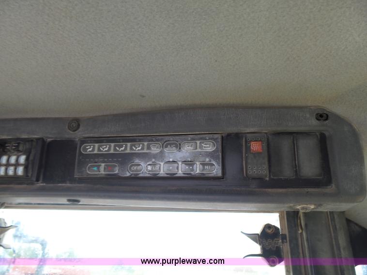 image for item K3089 2004 Komatsu WA320-5L wheel loader