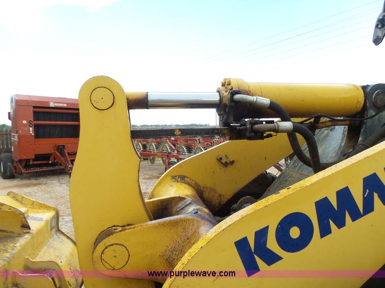 image for item K3089 2004 Komatsu WA320-5L wheel loader