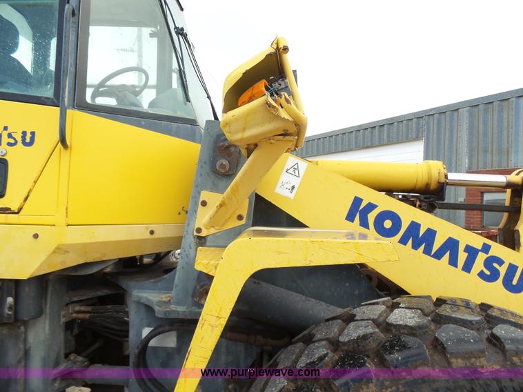 image for item K3089 2004 Komatsu WA320-5L wheel loader