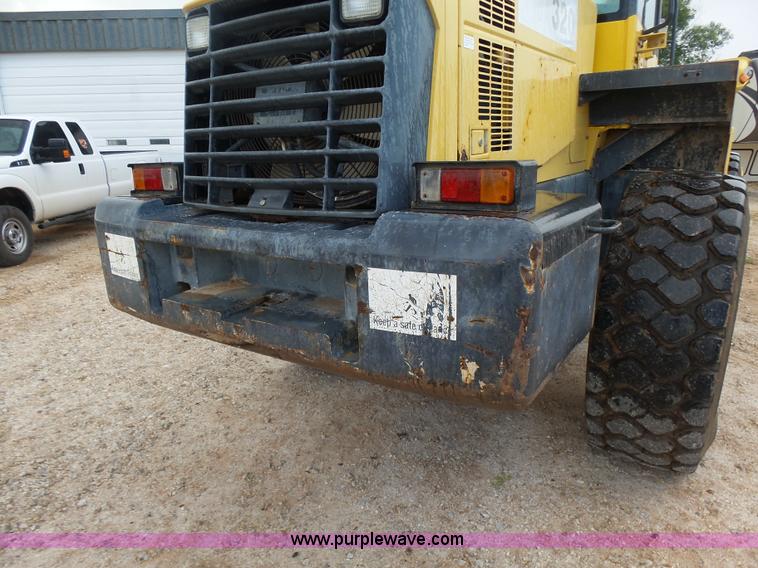 image for item K3089 2004 Komatsu WA320-5L wheel loader