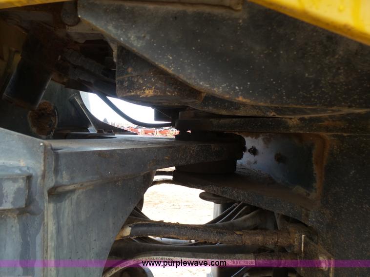 image for item K3089 2004 Komatsu WA320-5L wheel loader