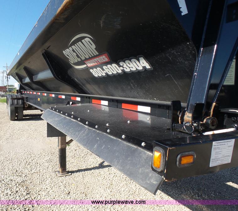 image for item K3151 2015 Side dump trailer