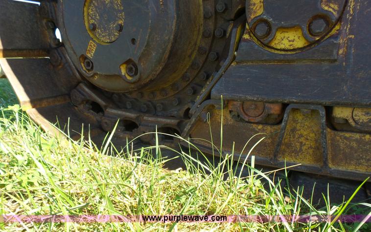 image for item K3157 1993 Komatsu D65EX-12 dozer