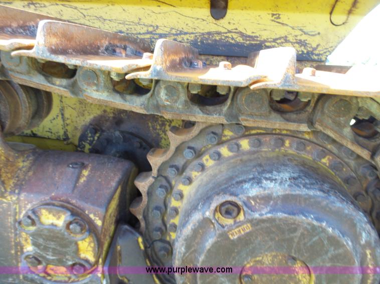image for item K3157 1993 Komatsu D65EX-12 dozer