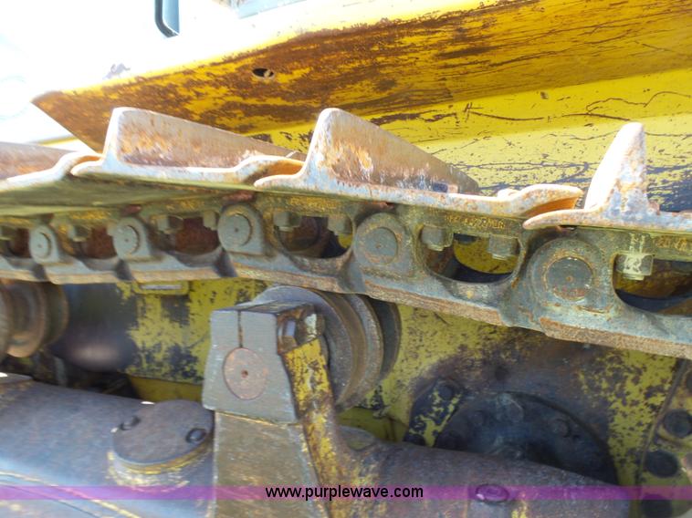image for item K3157 1993 Komatsu D65EX-12 dozer
