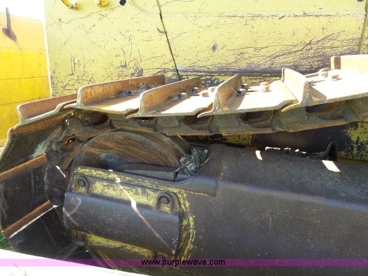 image for item K3157 1993 Komatsu D65EX-12 dozer