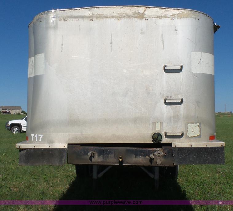 image for item K3158 1992 End dump trailer