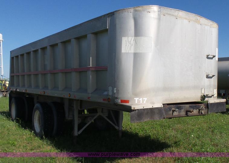 image for item K3158 1992 End dump trailer