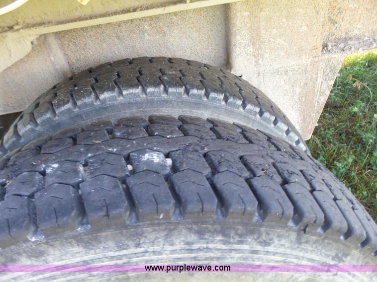 image for item K3158 1992 End dump trailer