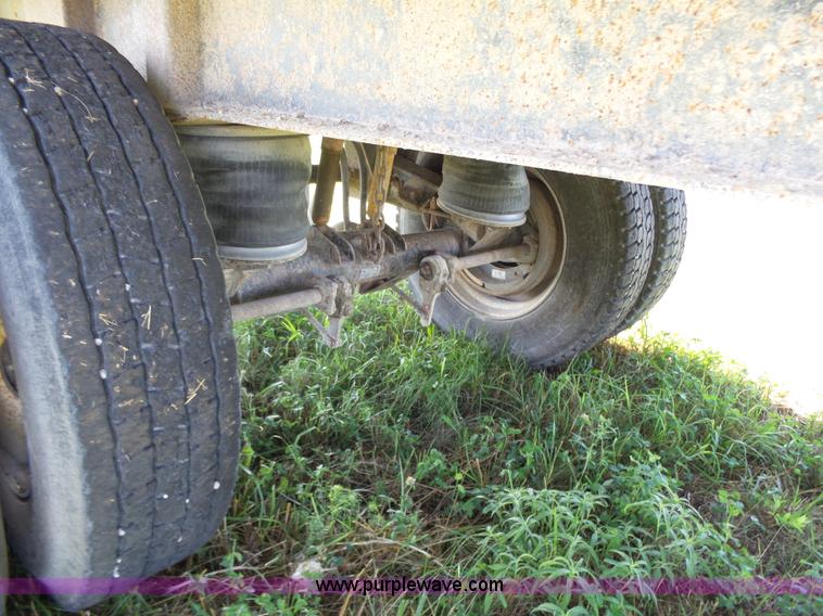 image for item K3158 1992 End dump trailer