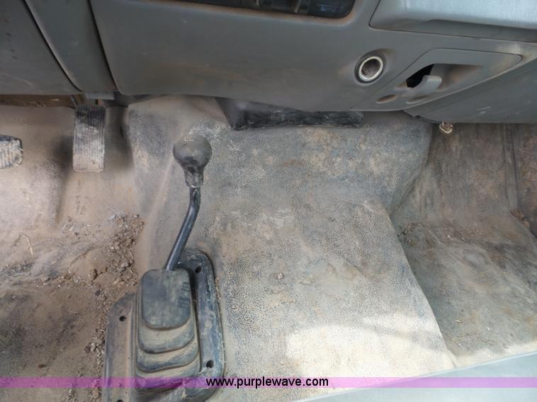 image for item K3552 2006 Ford F450 Super Duty utility truck