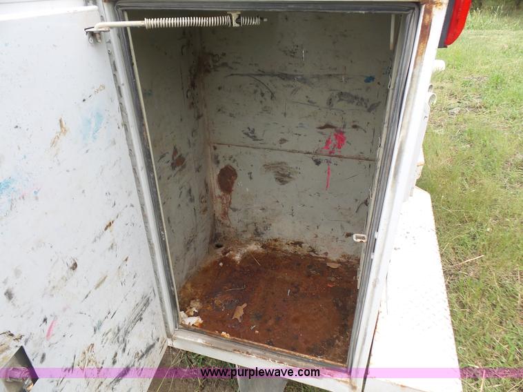 image for item K3552 2006 Ford F450 Super Duty utility truck