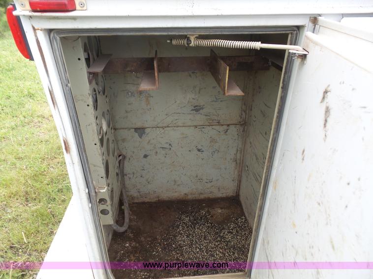 image for item K3552 2006 Ford F450 Super Duty utility truck