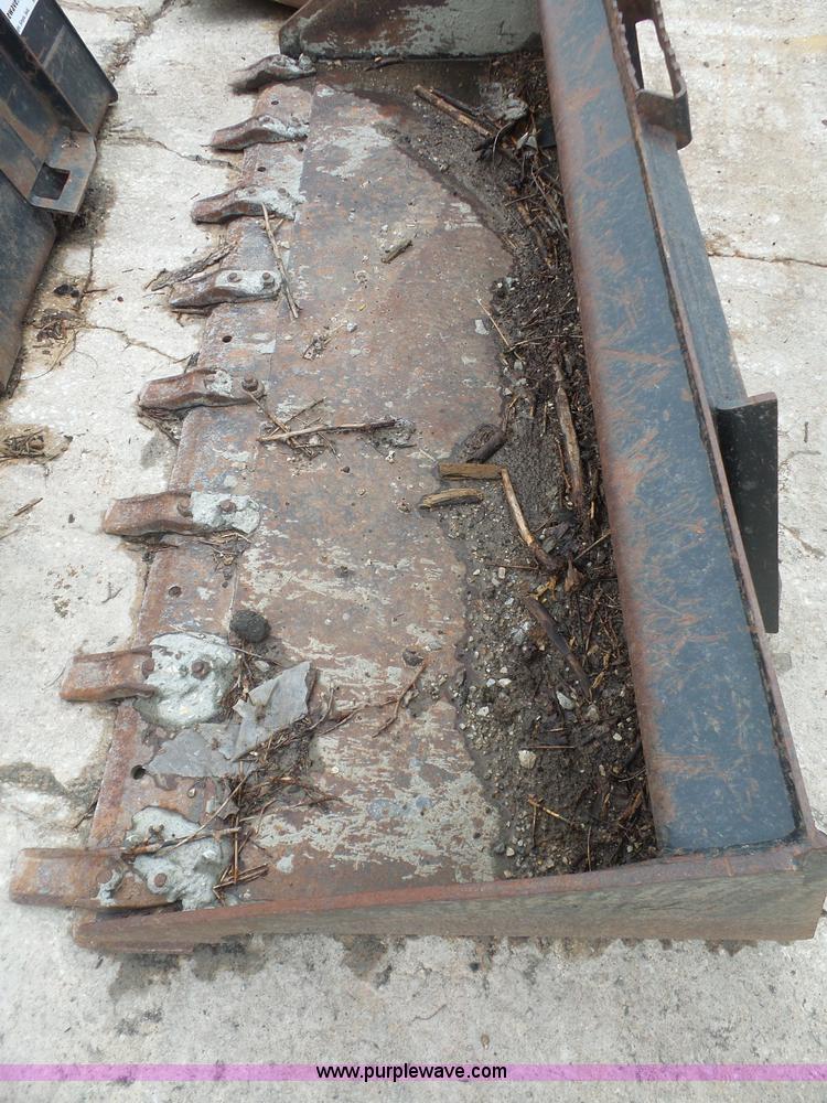 image for item K3556 Caterpillar skid steer bucket