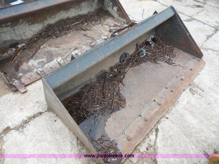 image for item K3557 Caterpillar skid steer bucket