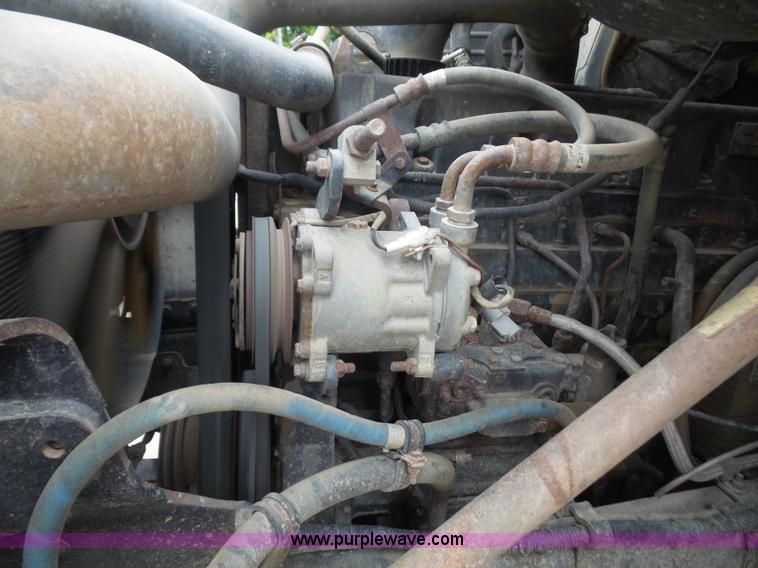 image for item K3558 1999 Sterling L9511 dump truck