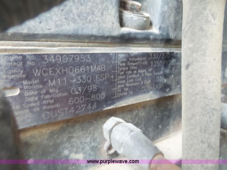 image for item K3558 1999 Sterling L9511 dump truck