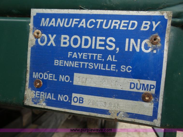 image for item K3558 1999 Sterling L9511 dump truck