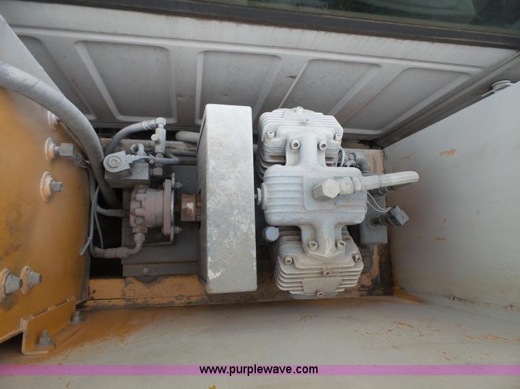 image for item K3559 1994 Ford F700 service truck with crane