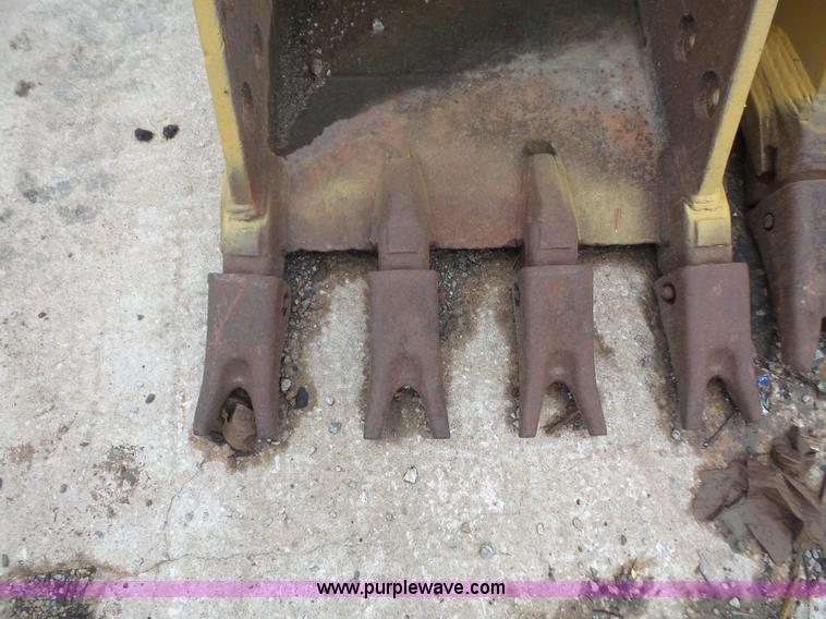 image for item K3560 Balderson 30"W excavator bucket