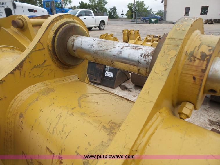 image for item K3561 Caterpillar 48"W excavator bucket