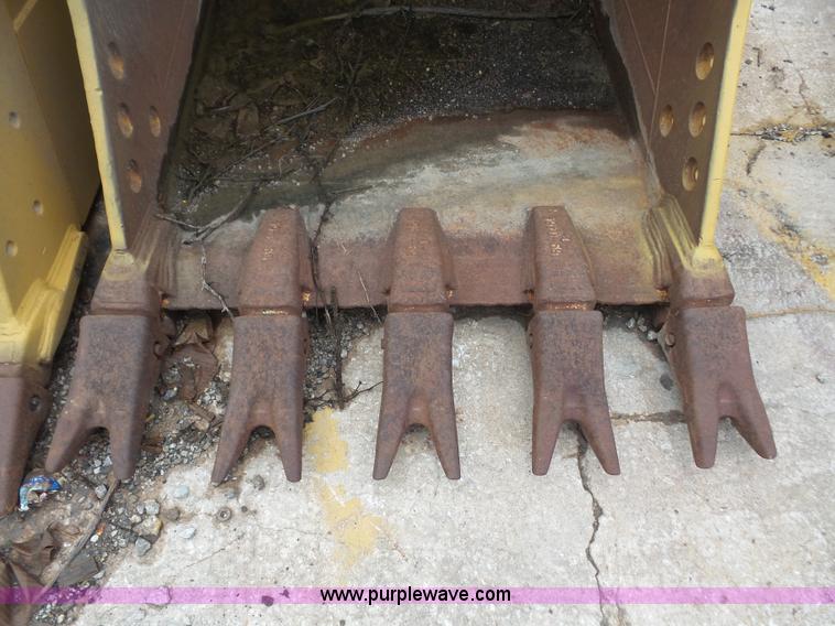 image for item K3561 Caterpillar 48"W excavator bucket