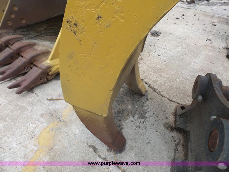 image for item K3562 Excavator grapple