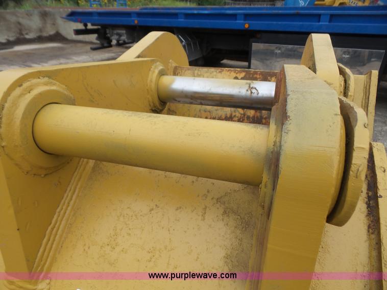 image for item K3562 Excavator grapple