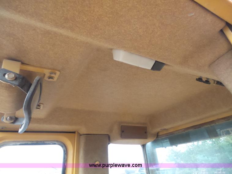 image for item K3564 1995 Caterpillar 973 track loader