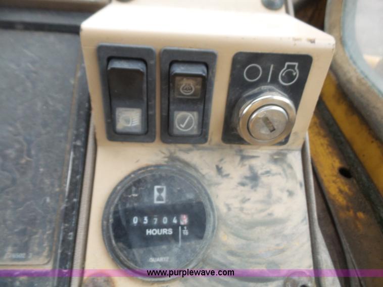 image for item K3564 1995 Caterpillar 973 track loader