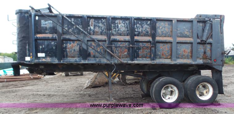 image for item K3565 1986 Hilbilt 2260SHD end dump trailer