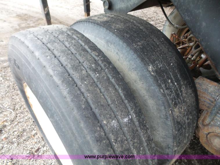 image for item K3565 1986 Hilbilt 2260SHD end dump trailer