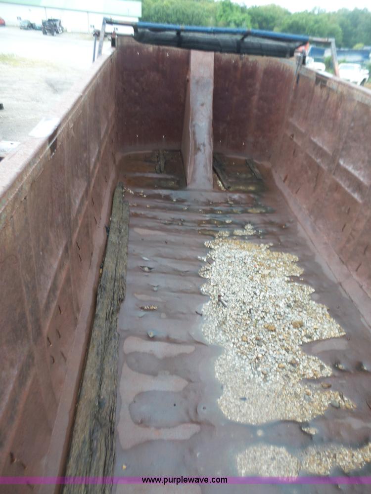 image for item K3565 1986 Hilbilt 2260SHD end dump trailer