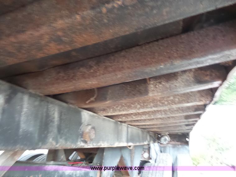 image for item K3565 1986 Hilbilt 2260SHD end dump trailer