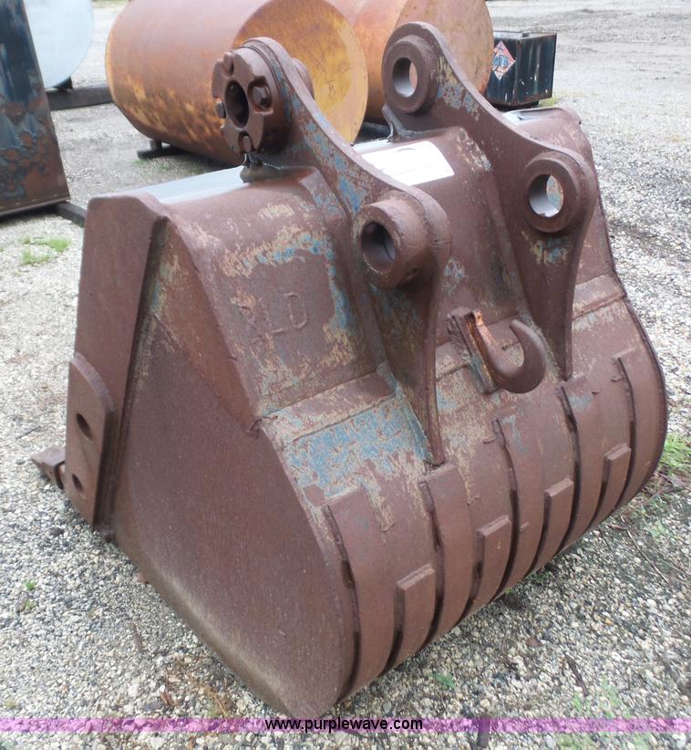 image for item K3566 46"W excavator bucket