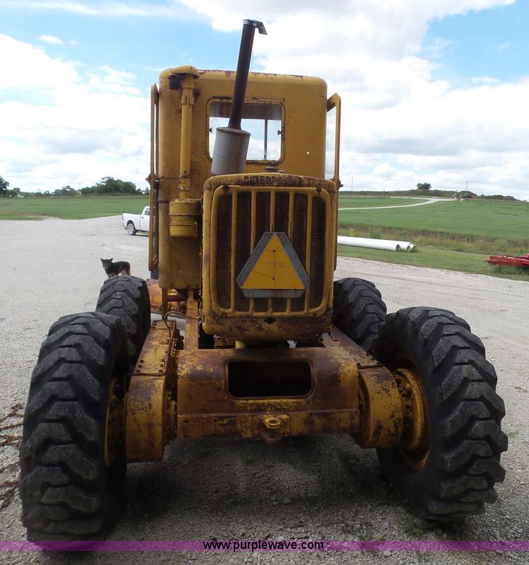 image for item K3582 1951 Caterpillar 112 rigid frame motor grader