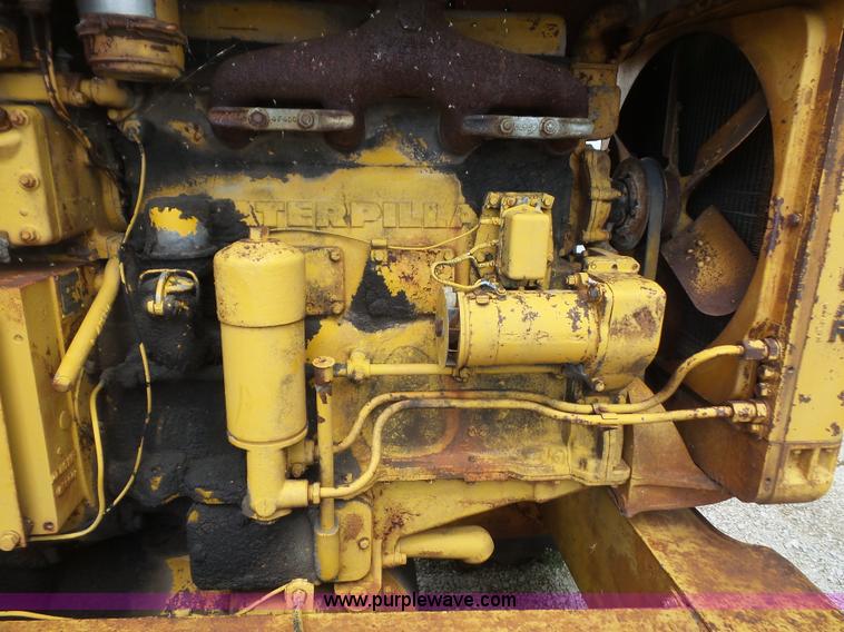 image for item K3582 1951 Caterpillar 112 rigid frame motor grader